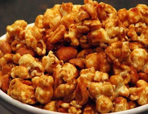 Party Carmel Corn With Peanuts Carmel Corn Recipe, Louisiana Kitchen, Peanut Recipes, Louisiana Recipes, Caramel Corn, Caramel Popcorn, Corn Recipes, Party Food Appetizers, Snack Mix