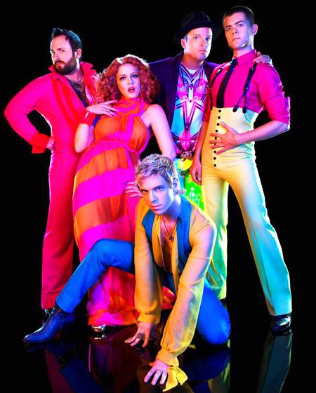 scissor sisters Theatre Backdrops, Scissor Sisters, Fraggle Rock, Piano Songs, Pop Dance, I Love Music, Glam Rock, Music Love, Lead Singer