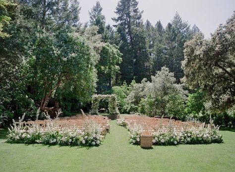 Meadowood Wedding Ceremony by Mindy Rice Design & Rosemary Events Photo by Jose Villa Mindy Rice Design, Meadowood Napa Valley, Aisle Ideas, Rancho Las Lomas Wedding, Wedding Web, Los Angeles Parks, Wedding Questions, Wedding View, Jose Villa