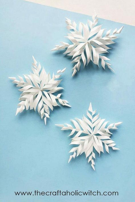 3d snowflakes for Christmas Decoration Paper Snowflakes Step By Step, Craft For Christmas, 3d Paper Snowflakes, Paper Snowflakes Diy, Snowflakes Art, 3d Snowflakes, Paper Christmas Decorations, Paper Snowflake, Paper Snowflakes