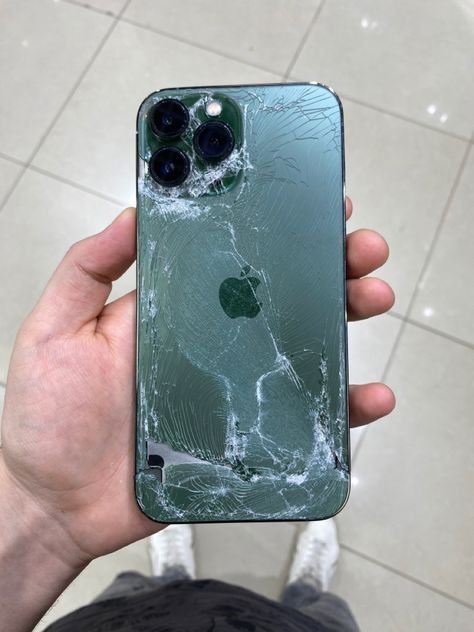 Broken Iphone 13 Pro Max Screen, Broken Iphone Screen, Broken Iphone, Broken Phone, Billing Format, Iphone Shop, Iphone Screen, Iphone 13 Pro, Wall Design