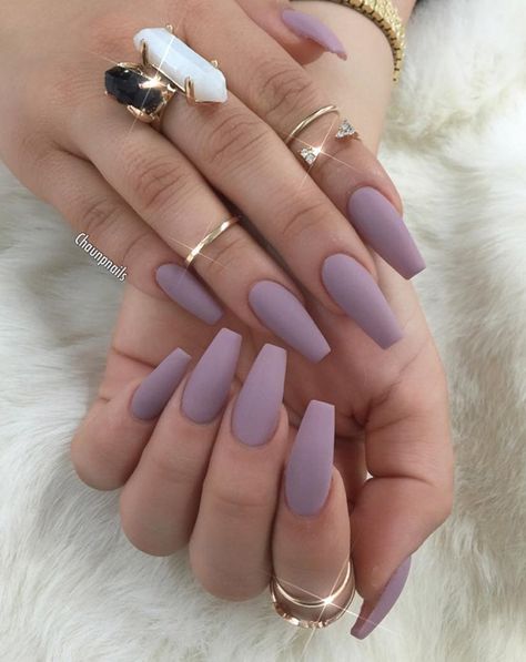 50 Matte Nail Polish Ideas | Art and Design Matte Acrylic Nails, Coffin Nails Matte, Solid Color Nails, Matte Nail Polish, Matte Nails Design, Colorful Nails, Fall Acrylic Nails, Super Nails, Fall Nail Colors