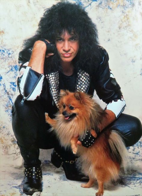 Gene Simmons Kiss, Vinnie Vincent, Kiss Members, Eric Carr, Kiss Army, Peter Criss, Rock Band Posters, Kiss Pictures, Drag King