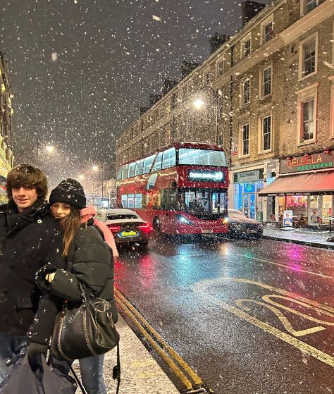 Winter Wonderland London Couple, Couples In London, London Couple Aesthetic, Winter Wonderland London, London Couple, Love In London, Aesthetic London, London Boy, London Dreams