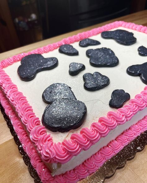 Pink Cow Print Birthday Cake, Cow Print Sheet Cake, Cow Sheet Cake, Cow Print Birthday, Cow Cupcakes, Pink Cow Print, Cow Spots, 1st Birthday Cakes, Cowgirl Party