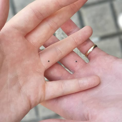 Tiny Matching Finger Tattoos, Matching Number Tattoos, Couple Hidden Tattoos, Hidden Tattoos For Couples, Tattoo For Duo, Tiny Tattoo Couple, Couple Tattoos Symbols, Simply Matching Tattoos, Family Finger Tattoo