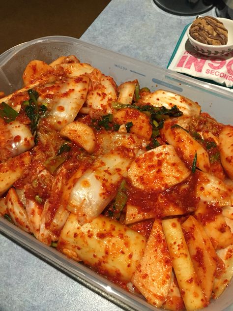 My Kimchi, it's tasty!! #Kimchi Kimchi Aesthetic, Meal Inspiration, Lifestyle Board, Food Babe, Yummy Comfort Food, Red Food, Food Goals, Food Obsession, Asian Food