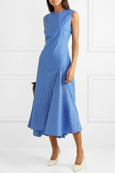 Effortlessly Chic Outfits, Cotton Midi Dress, Modest Fashion Outfits, Classy Dress, Net A Porter, Blue Dress, Street Fashion, Modest Fashion, Classy Outfits