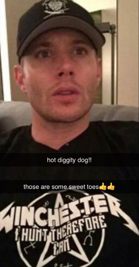 Supernatural Barbie, Supernatural Cursed Pictures, Cursed Supernatural Images, Spn Memes, Supernatural Actors, Supernatural Pictures, Supernatural Dean Winchester, Winchester Supernatural, Tv Supernatural