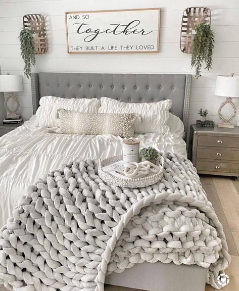 Grey Bedframe Room Ideas, Gray Headboard Bedroom Decor, Gray Bed Frame Bedroom Ideas, Upholstered Bed Decor, Grey Bed Frame Bedroom Ideas, Fabric Headboard Bedroom, Grey Headboard Bedroom Ideas Decor, Tufted Headboard Bedroom, Grey Headboard Bedroom