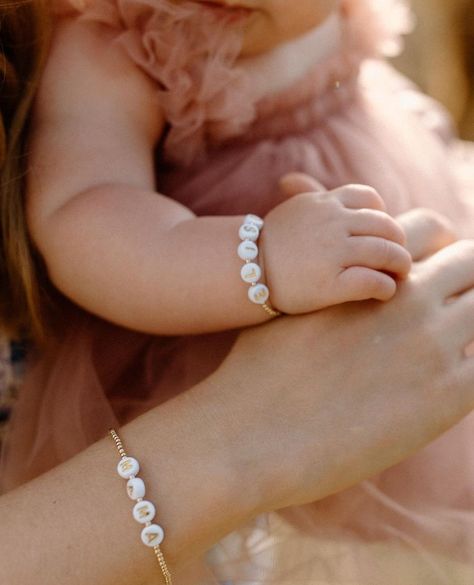 Catch us eyeing our favorite matching bracelets 😍😍@courtney.r.church @christinebaulieu⁠ ***TAP TP SHOP** Mommy Baby, Baby Bracelet, Personalized Bracelet, Winter Socks, Summer Swim Suits, Fall Accessories, Letter Beads, Trendy Baby, Name Bracelet