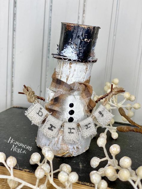 Shallow Shelves, Snowman Crafts Diy, Christmas Craft Show, Wood Snowman, Snowman Ornament, Christmas Wood Crafts, Snowman Decorations, Snowman Crafts, Snowman Ornaments