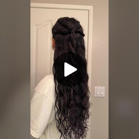 rope braids 🔛🔝 #curly #hair #curlyhair #hairstyle #curlyhairtutorial... | Curly Hairstyles | TikTok Curly Hairstyles Tiktok, Braids Curly Hair, Hairstyles Tiktok, Rope Braids, Curly Hair Tutorial, Curly Hairstyles, Curly Hair, Curly Hair Styles, Braids