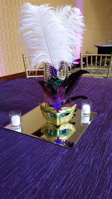 Mardi Gras Centerpiece Mardi Gras Diy Decorations, Masquerade Party Centerpieces, Masquerade Centerpieces, Mardi Gras Diy, Masquerade Decorations, Mardi Gras Party Decorations, Purple Cloth, Mardi Gras Wedding, Masquerade Party Decorations