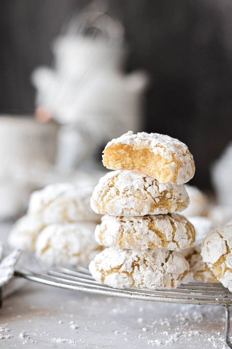 High Altitude Lemon Crinkle Cookies - Curly Girl Kitchen High Altitude Cookies, Lemon Crinkle Cookies, Chocolate Crinkle Cookies, Lemon Bundt Cake, High Altitude, Chocolate Crinkles, Frozen Cookies, Cookie Dough Balls, Yellow Foods