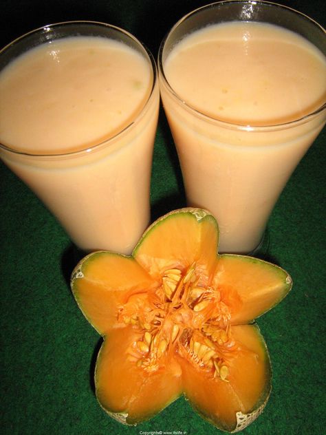 Cantaloupe Milkshake, Manwhich Recipes, Musk Melon, Melon Juice, Szechuan Recipes, Mulberry Recipes, Cantaloupe Recipes, Spagetti Recipe, Pakistani Recipes