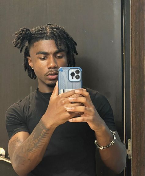 Black Man Haircut Fade, Twist Hair Men, Cornrow Braids Men, Mens Twists Hairstyles, Waves Hairstyle Men, Hair Like Wool, Hair Twists Black, Black Hair Inspiration, Natural Hair Men