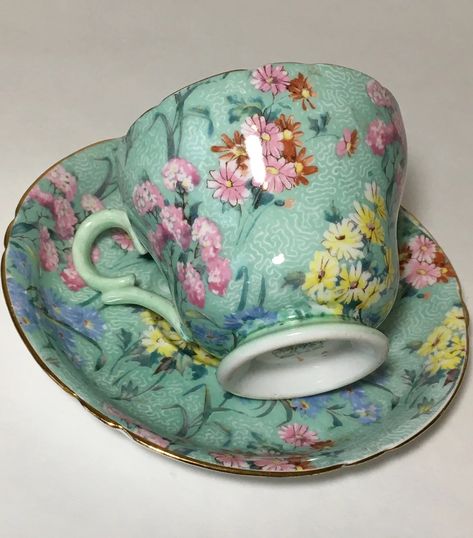 Pretty Objects, Chintz China, Fine China Dinnerware, Polymer Clay Embroidery, Pretty Tea Cups, Tea Party Garden, Vintage Teacups, Teapots And Cups, Antique Tea