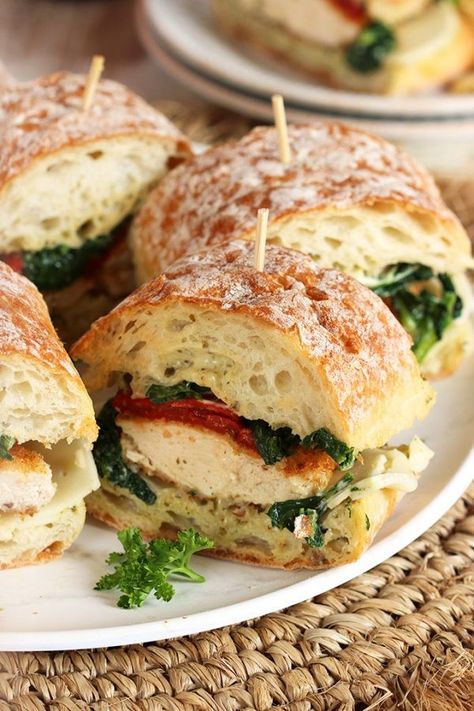 Italian Chicken Cutlet, Italian Sandwiches, Chicken Cutlet, Panini Recipes, Ciabatta Bread, Sliced Bread, Recipe Girl, Italian Chicken, Burgers Sandwiches