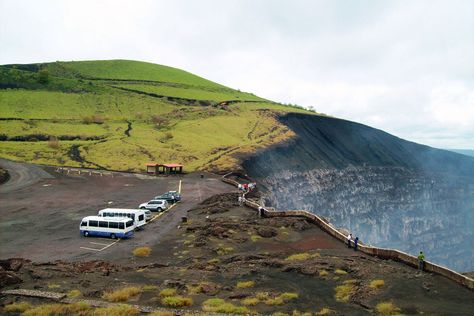 Sitios turisticos de Nicaragua Masaya 20th Century Fox, Movie Theater, Nicaragua, The Good Place, 20th Century, Tourism, Country Roads, Florida, Road