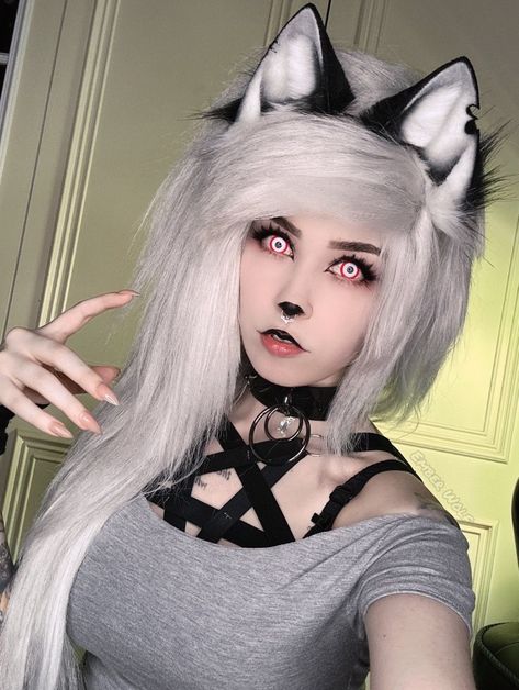 Loona helluva boss cosplay Werewolf Cosplay, Werewolves Art, Helluva Boss Cosplay, Loona Wolf, Luna Cosplay, Wolf Cosplay, Roxanne Wolf, Curious Facts, Adventure Time Marceline