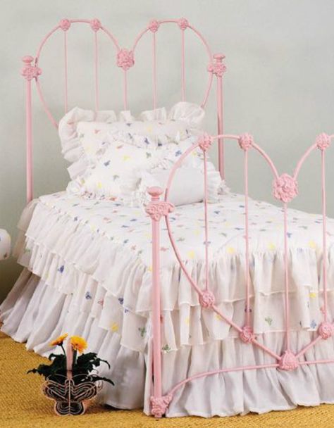 ♡ Rod Iron Beds, Wrought Iron Bed Frames, Antique Iron Beds, Iron Beds, American Sweetheart, Antique Bed, Wrought Iron Bed, Disney Bedrooms, Bed Cover Design