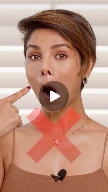 Face Yoga Facial Exercises Look Younger, Facial Muscle Exercises, Facial Yoga Exercises, Daily Ab Workout, Face Muscles, Soothing Face Mask, Facial Massage Techniques, Face Yoga Exercises, Face Yoga Facial Exercises