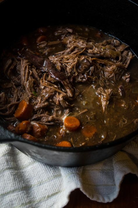 Roast Beef Manhattan Recipe, Irish Pot Roast, Chuck Roast Dutch Oven, Boneless Chuck Roast Recipes, Roast In Dutch Oven, Grinder Sandwiches, Cast Iron Skillet Steak, Homestyle Recipes, Dutch Oven Pot Roast