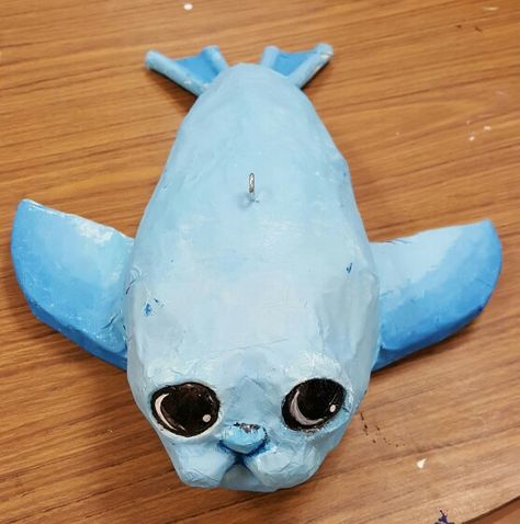 Paper mache sea creature from recycled materials 8th Art Ed Central Paper Mache Sea Creatures, Recycled Animals, Raingutter Regatta, Octopus Garden, Under The Sea Decorations, Mermaid Sculpture, Paper Mache Projects, Making Paper Mache, Paper Mache Animals