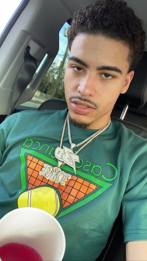 Jay Critch, Mexican Men, Magic Aesthetic, Cute Rappers, Perfect For Me, Men Boys, Male Model, Rappers, Pretty Outfits