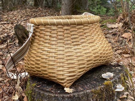 Foraging Basket, Oil Based Stain, Large Baskets, Fly Fishing, Storage Baskets, To Share, Baskets, Fishing, Weaving