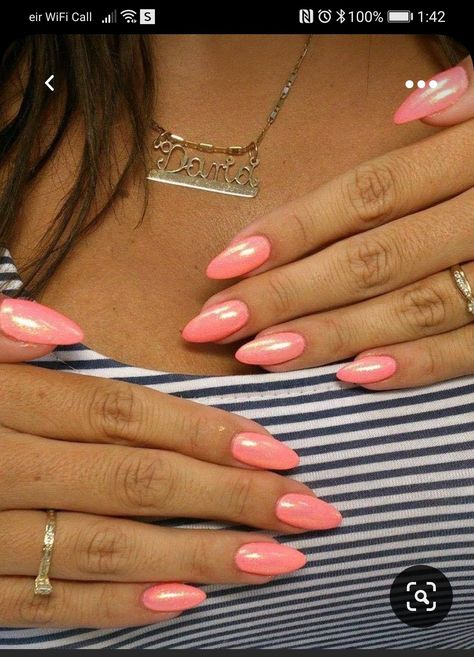 Mermaid Effect Nails, Coral Pink Nails, Mermaid Effect, Image Nails, Peach Nails, Coral Nails, Manicure Nail Designs, Indigo Nails, Nail Effects