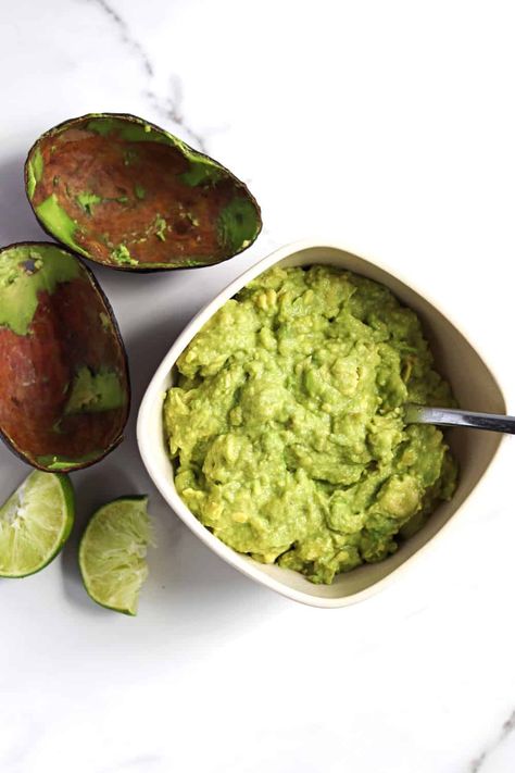 Learn how to make a super easy guacamole recipe with just 4 ingredients! This simple recipe is zesty, delicious and done in only 5 minutes.