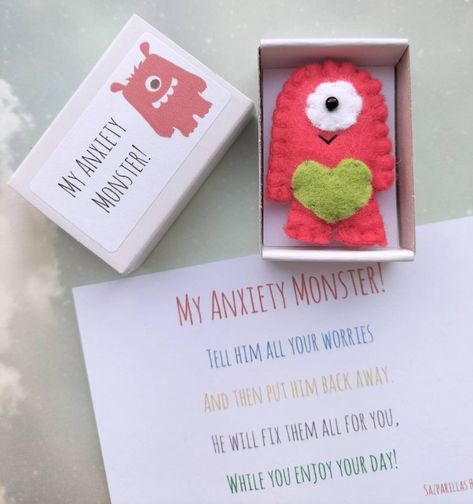 Crochet Objects, Matchbox Gift, Worry Monster, Tin Ideas, Small Crochet Gifts, Matchbox Crafts, Altoid Tin, Pocket Pal, Felt Gifts