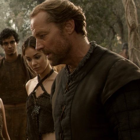 Daenerys And Jorah, Jorah Mormont Daenerys Targaryen, Ser Jorah Mormont, Daenerys Targaryen Icons, Ser Jorah, Jorah Mormont, Iain Glen, Game Of Thrones 3, Game Of Thrones Cast