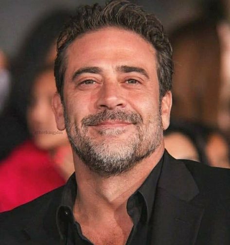 Jeffrey Dean Morgan Greys Anatomy, Jeff Dean Morgan, Jeffrey Dean Morgan Negan, Jeffery Dean, Negan Twd, Toni Stark, John Winchester, Dean Morgan, Mary Stuart