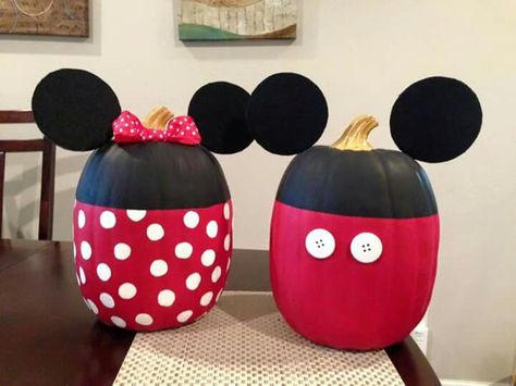 Mikey and Minnie Pumpkins Mikey Mouse Pumpkin, Mickey Mouse Painted Pumpkin, Mouse Pumpkin, Mouse Paint, Painted Pumpkin, Painted Pumpkins, Pumpkin Carving, Halloween Crafts, Pumpkins