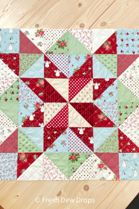 Fresh Dew Drops: Just a Charm Pack Quilt - I Believe in Angels Quilt Patterns For Charm Packs, Charm Pack Wall Hanging, 2 Charm Pack Quilt Pattern Free, Scrappy Christmas Quilts, Mini Charm Pack Quilt Patterns, One Charm Pack Quilt, Quilt Wall Hanging Ideas, Charm Pack Baby Quilt, Charm Pack Projects