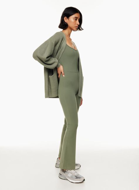 Jumpsuit Fall Outfit, How To Style Jumpsuit, Long Sleeve Jumpsuit Outfit, Aritzia Jumpsuit, Olive Skirt, Jumpsuit Fall, Flare Jumpsuit, Flare Top, Jumpsuit Outfit