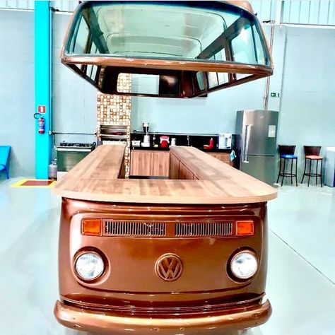 kombi bar Barra Bar, Container Coffee Shop, Steel Home Accessories, Converted Bus, Garage Furniture, Car Bar, Automotive Furniture, Car Furniture, Food Truck Design