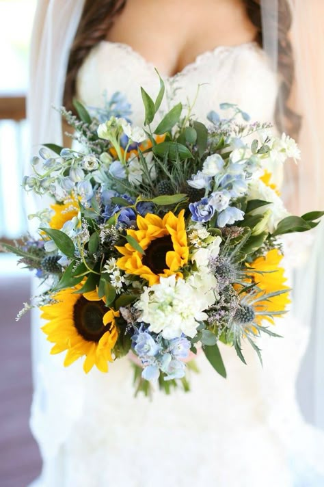 Simple Sunflower, Sunflower Bridal Bouquet, Bohemian Bouquet, 2 Brides, Protea Bouquet, Sunflower Wedding Bouquet, Sunflower Themed Wedding, Bridal Sunflowers, Bridal Bouquet Fall