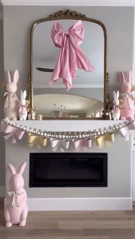 Easter Decorations Aesthetic, Spring Decorating Ideas For The Home, Easter Living Room Decor, Holiday Bookshelves, Easter Living Room, Easter Home Decor Ideas, Easter Mantle Decor, Modern Easter Decor, Easter 2025