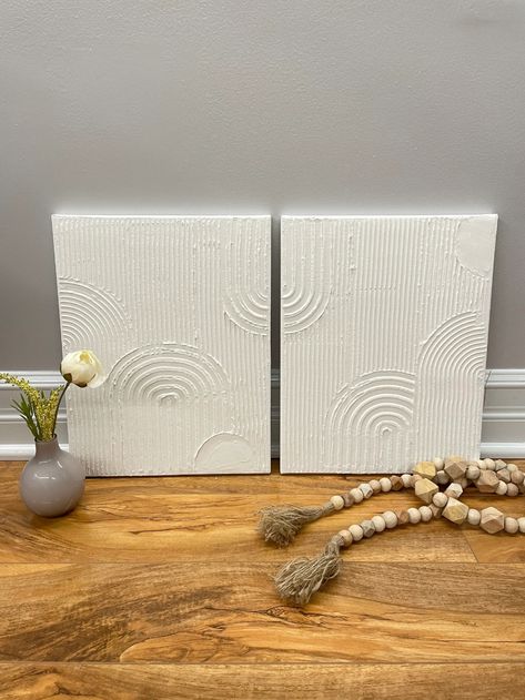 Textured Plaster Wall Art, White Textured Wall Art, Diy Tableau, White Textured Wall, Boho Mcm, Plaster On Canvas, Textured Plaster, Drywall Art, Plaster Texture