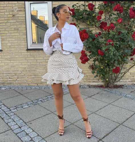 Classic White Shirt, Looks Street Style, Dressy Outfits, Feminine Outfit, Basic Outfits, African Fashion Dresses, African Dress, Outfits Casuales, Classic White