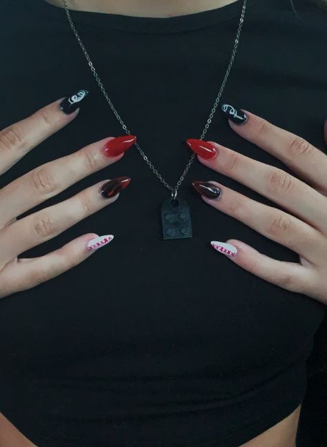 insta//scarlettpearlll Tokyo Ghoul Nails, Tokyo Ghoul, Tag Necklace, Dog Tags, Dog Tag Necklace, Tokyo, Nails, Pins