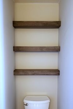 Floating Bathroom Shelves, Diy Shelves Design, Diy Shelves Ideas, Diy Shelves Bathroom, Above Toilet, Shelves Above Toilet, Shelves Over Toilet, Toilet Shelves, Bathroom Shelving