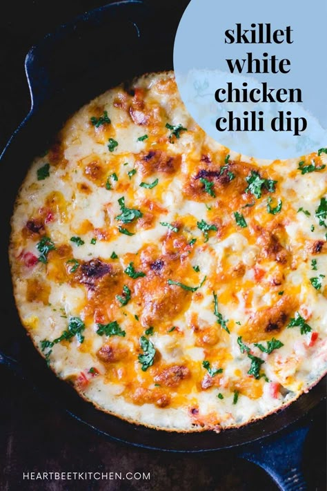 white chicken chili dip in a cast iron skillet White Chicken Dip, Chicken Bean Dip, Dip With Shredded Chicken, Canned Chicken Dip Recipes, Southwest Chicken Dip, White Chicken Chili Dip, Shredded Chicken Dip, Chicken Chili Dip, Chicken Taco Dip