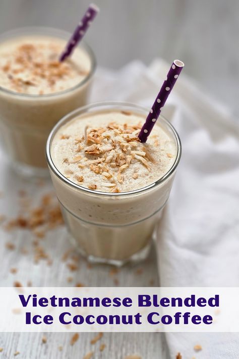 A favourite coffee drink anytime of the year is the blended and iced Vietnamese Coconut Coffee, or Cà Phê Cốt Dừa. #vietnamesecoffee #icedcoffee #coconutcoffee via @Bakersbeans Carnivore Drinks, Coconut Milk Coffee, Vietnamese Iced Coffee, Summer Eats, Breakfast Burger, Tasty Healthy Recipes, Vietnamese Coffee, Coconut Coffee, Dipped Cookies