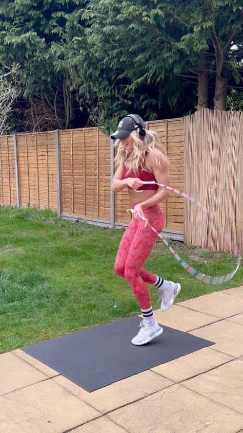 lauren.jumps on Instagram: Back in… red? 🤷🏼‍♀️❤️ • ROPE: Lauren Jumps X Dope Ropes collab beaded rope (colourway coming soon👀) - link & discount in bio. Mat is also… Lauren Jumps, Jump Rope For Heart, Weighted Jump Rope Workout, Losing Weight With Jump Rope, 20 Minute Jump Rope Workout, Jump Rope For Fat Loss, Red Rope, Fitness Articles, Beaded Rope