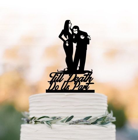 Skeleton Wedding Cake Toppers, Addams Wedding, Dark Wedding Cakes, Goth Wedding Cake, Whimsigoth Wedding, Horror Wedding, Grunge Wedding, Morticia And Gomez, Dark Romantic Wedding